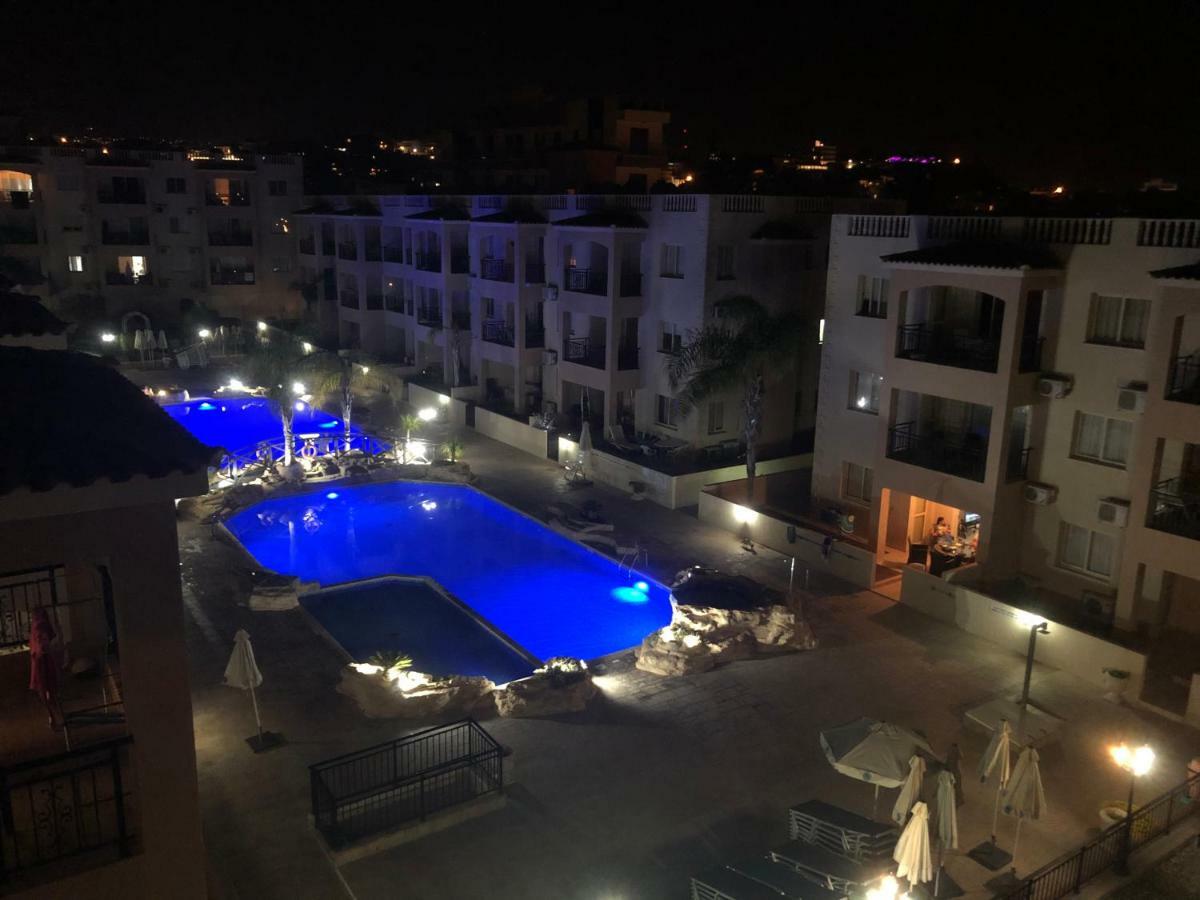 Royal Seacrest Apartment Paphos Exterior photo