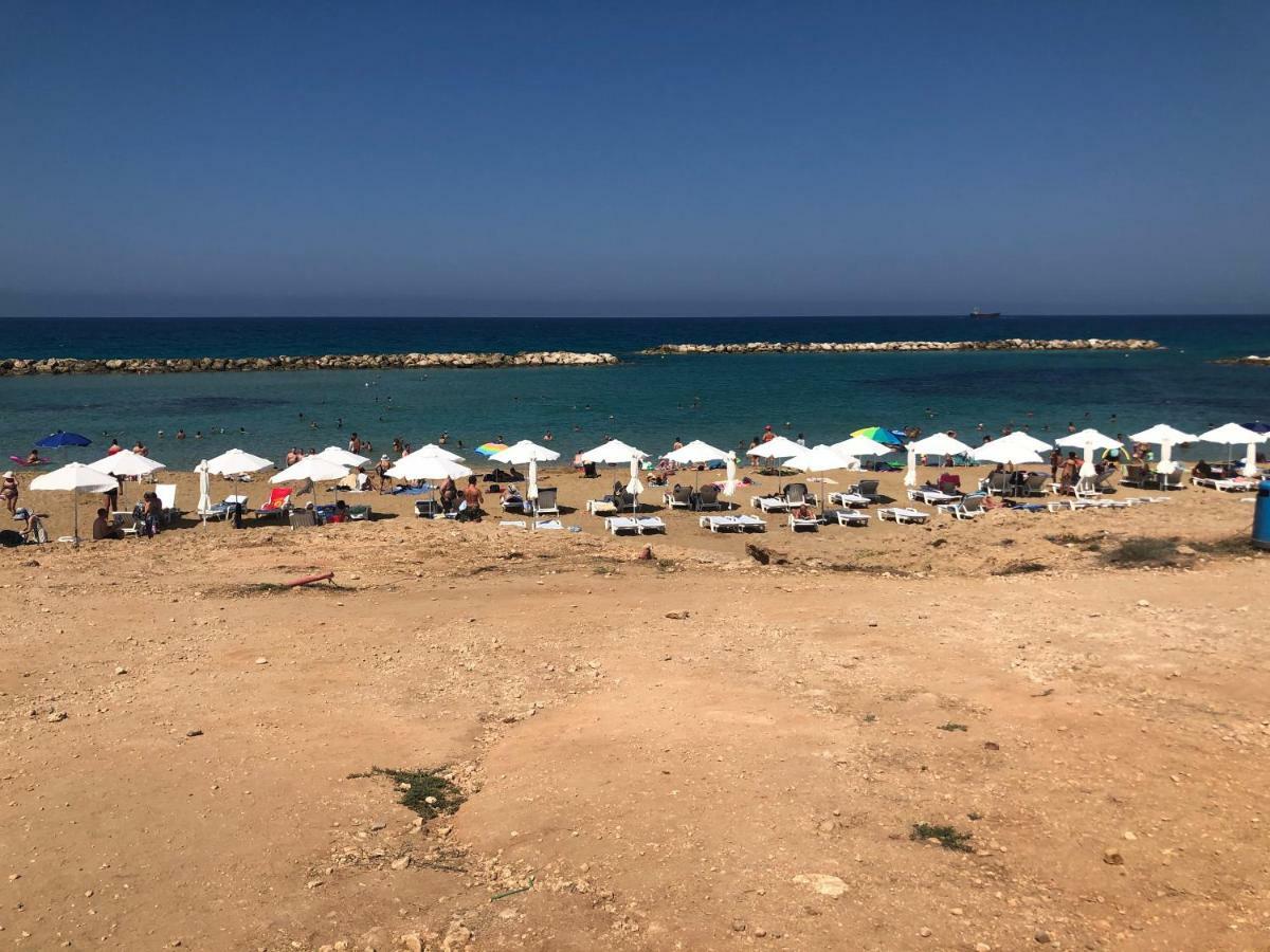 Royal Seacrest Apartment Paphos Exterior photo
