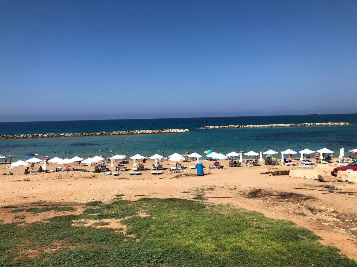 Royal Seacrest Apartment Paphos Exterior photo