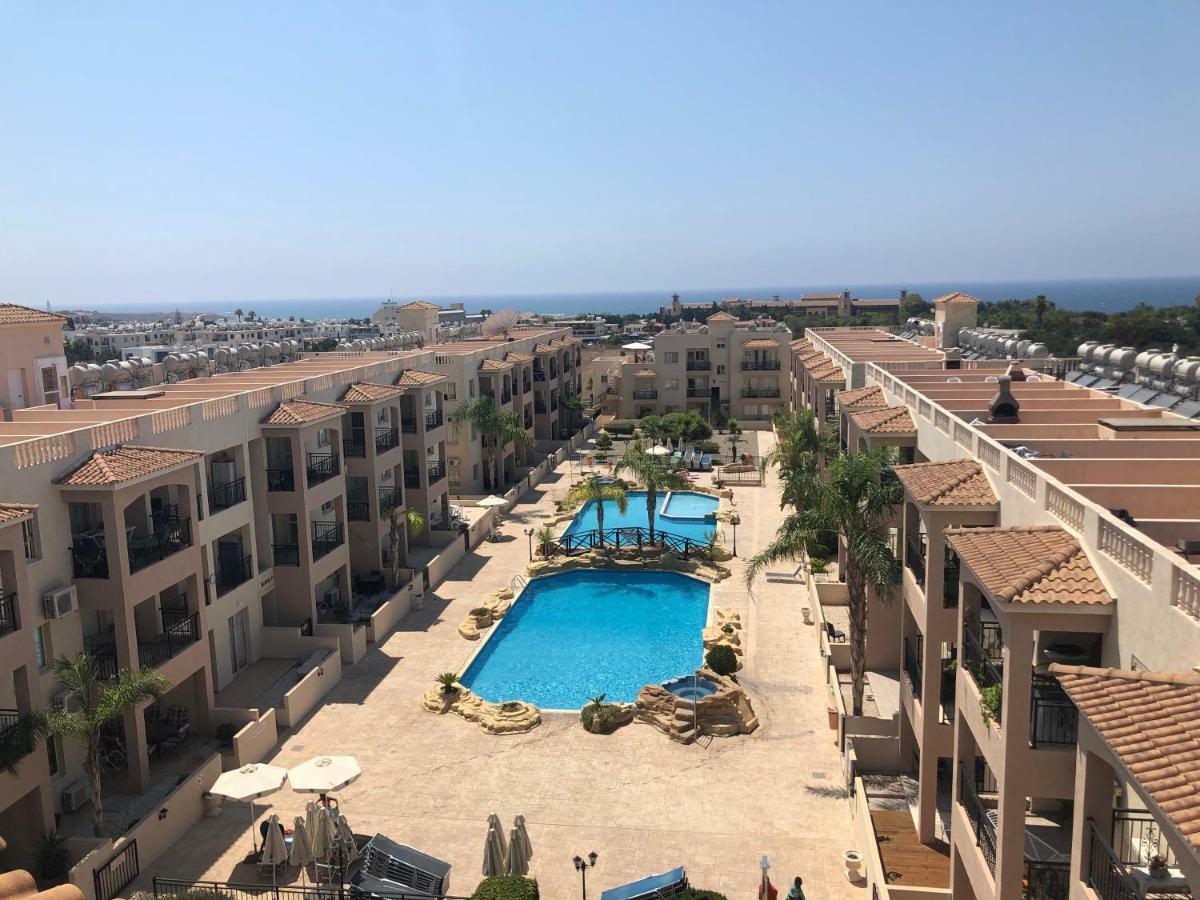 Royal Seacrest Apartment Paphos Exterior photo